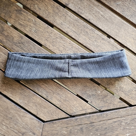 Lululemon athletica gray running sweatband headband - Picture 3 of 4
